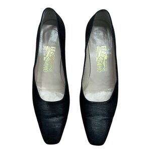 Salvatore Ferragamo made in Italy slip on black shoes, size 8.5 narrow